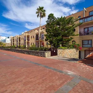 Giraud Ii - Secluded Beachfront Duplex Apartamento